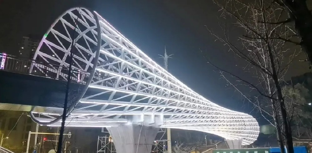 小蠻腰“倒了”嗎？