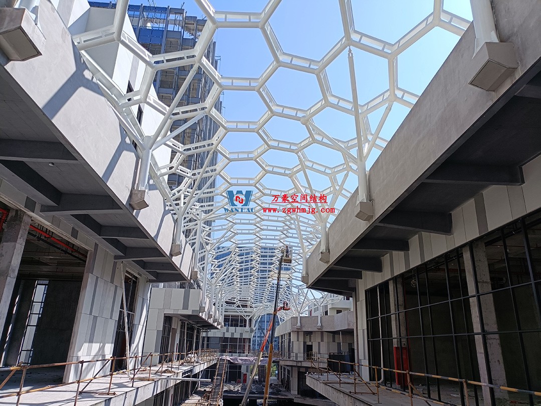 已完工，這個ETFE氣枕商業(yè)天幕閃亮登場！
