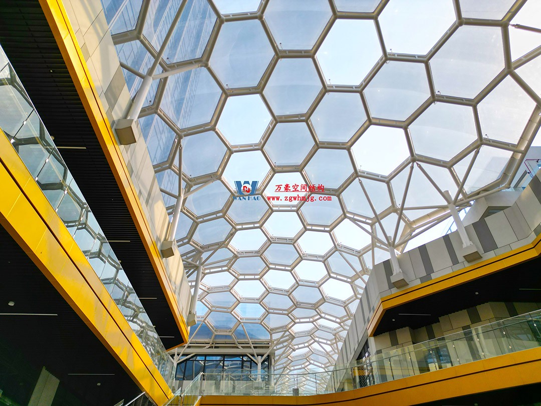 已完工，這個ETFE氣枕商業(yè)天幕閃亮登場！