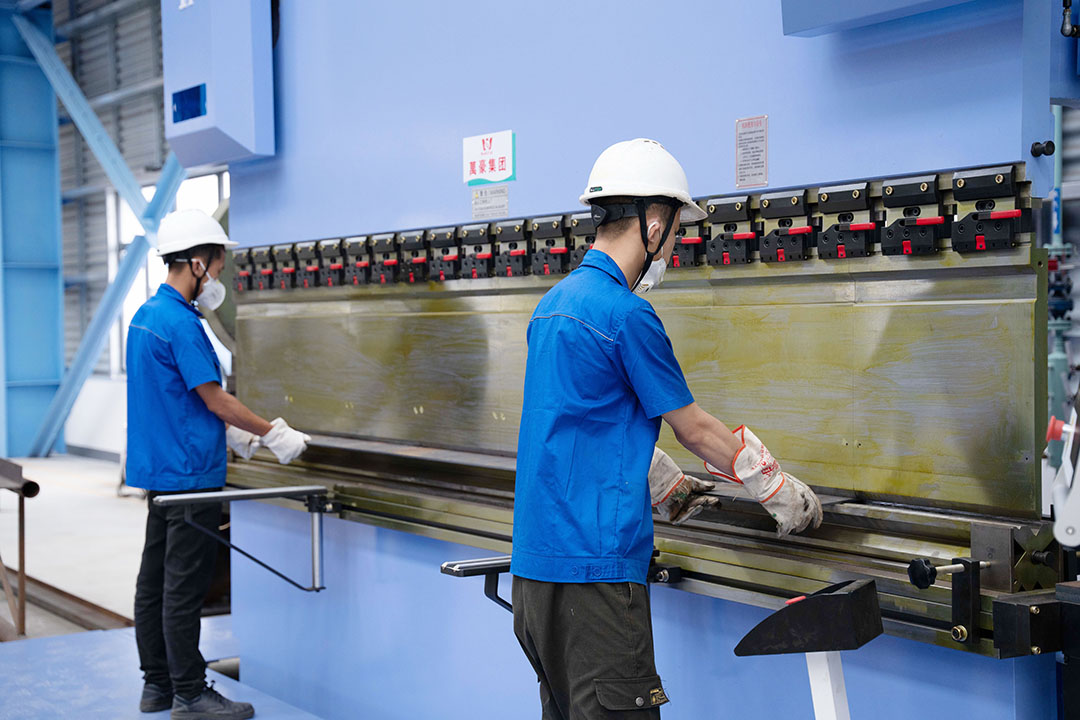 解暑“涼”方|萬(wàn)豪開展“夏日送清涼”慰問活動(dòng)