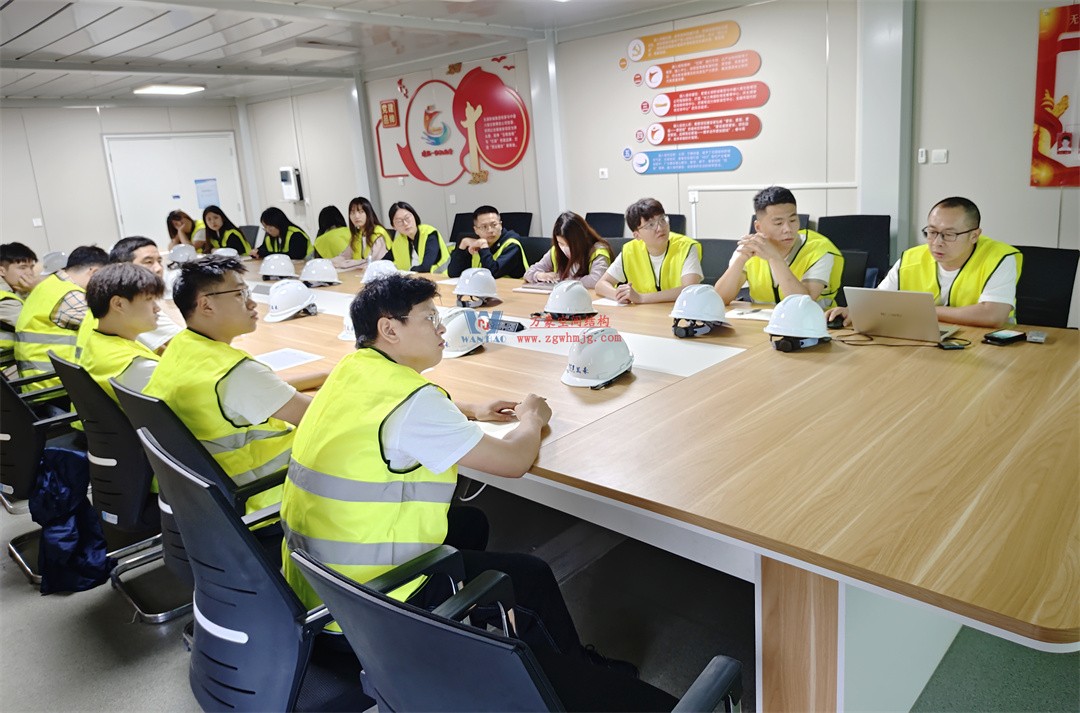 標(biāo)桿引領(lǐng)，智啟未來(lái)——萬(wàn)豪集團(tuán)營(yíng)銷(xiāo)、設(shè)計(jì)與技術(shù)骨干共赴無(wú)錫奧體中心，現(xiàn)場(chǎng)觀摩學(xué)習(xí)解鎖“創(chuàng)新密碼”