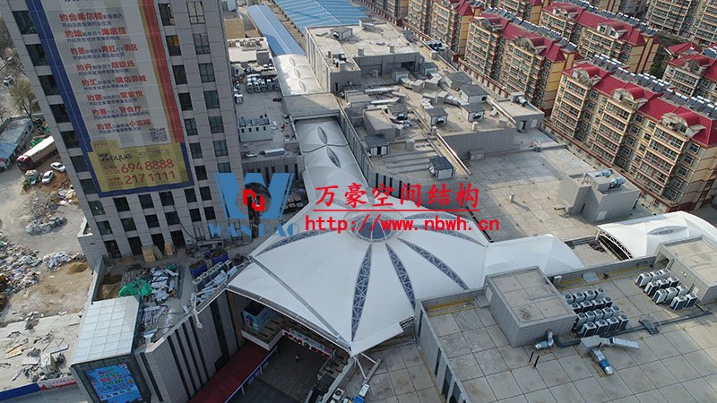 新泰卓越·財(cái)富廣場膜結(jié)構(gòu)項(xiàng)目竣工