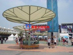 膜結(jié)構(gòu)傘是什么？設(shè)計(jì)膜結(jié)構(gòu)傘有哪些需要注意的事項(xiàng)？