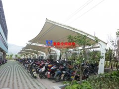 自行車棚用什么材料做較好？為什么膜結(jié)構(gòu)車棚是自行車棚的最佳選擇？